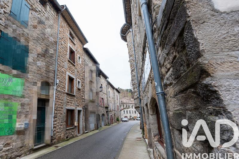 Maison de village - 127 m² - 7 pièces