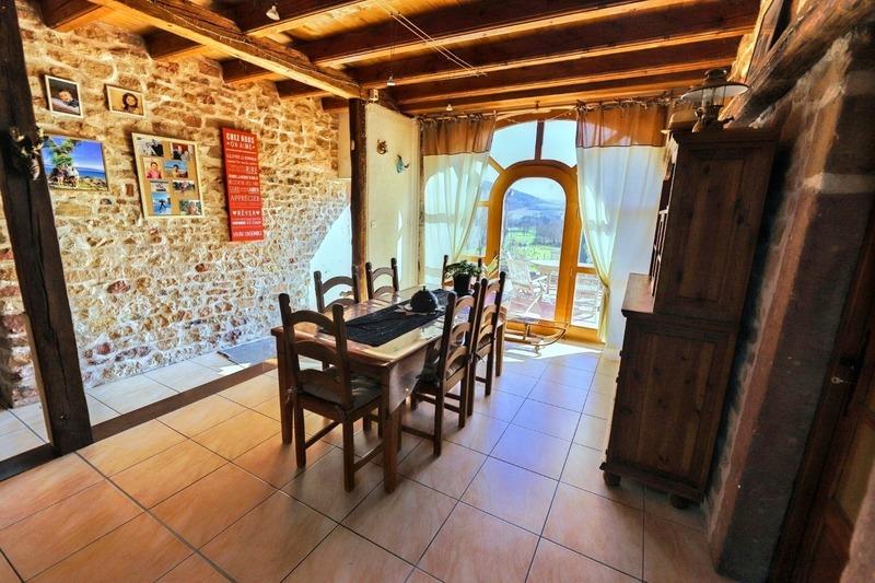 Maison - 198 m² - 8 pièces