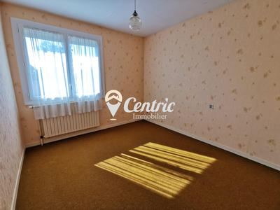 Maison - 93 m² - 4 pièces