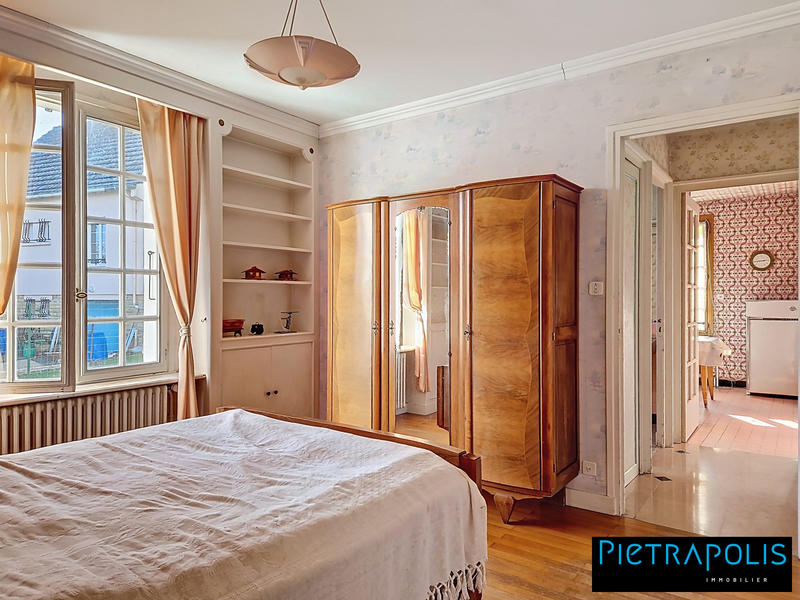 Maison - 140 m² - 5 pièces