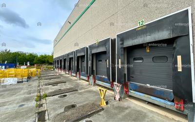 Entrepôt - 23 182 m²