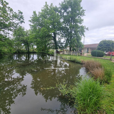 Maison - 88 m² - 4 pièces