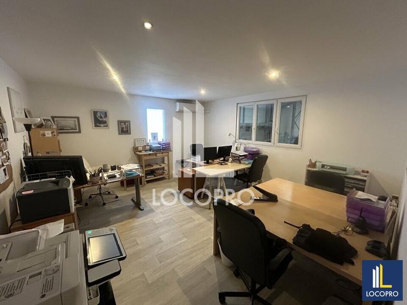 Local d'activité / Entrepôt - 496 m²
