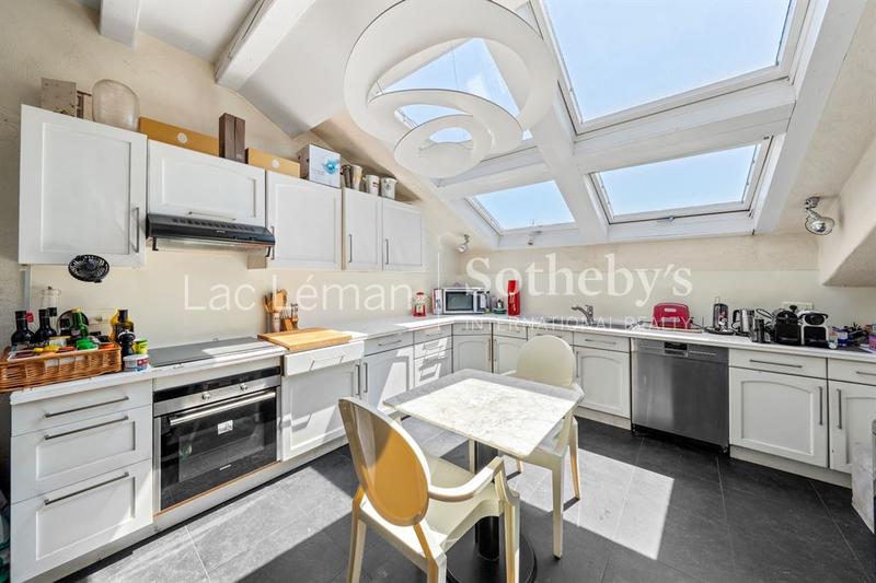 Maison de ville - 181 m² - 5 pièces