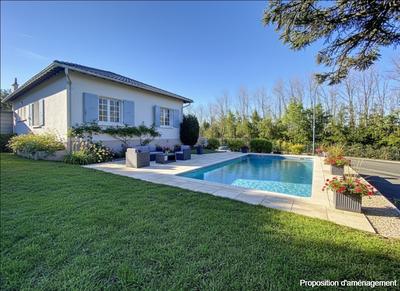 Maison traditionnelle - 130 m² - 5 pièces