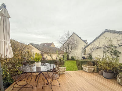 Maison - 112 m² - 7 pièces