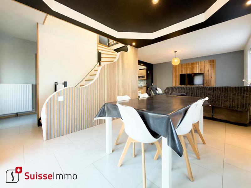 Maison - 97 m² - 5 pièces