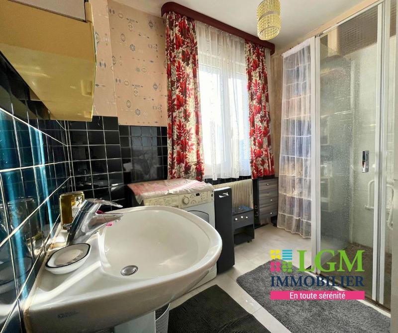 Maison - 95 m² - 3 pièces