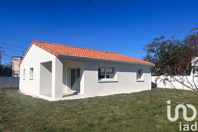 Maison - 99 m² - 4 pièces