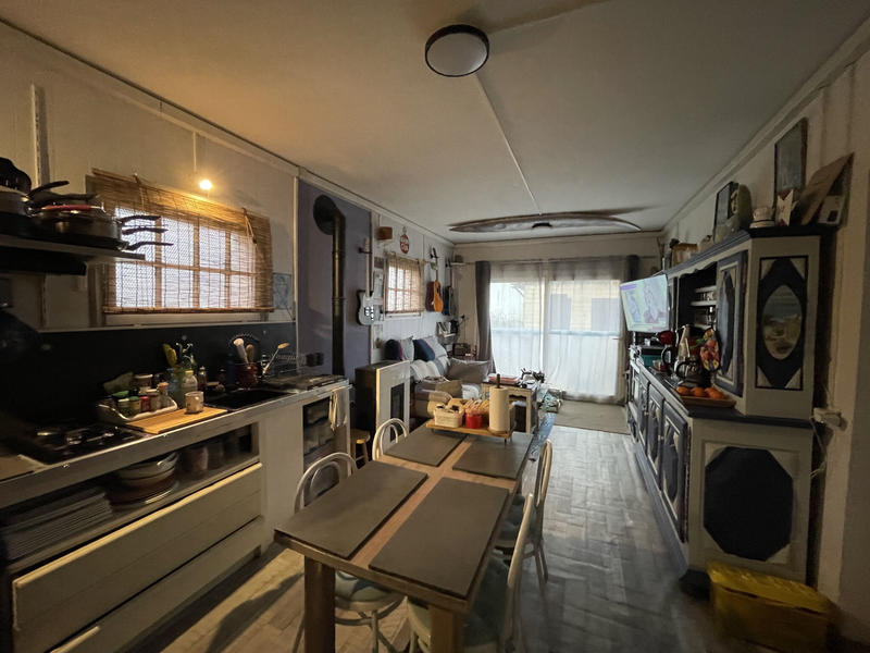 Maison - 220 m² - 8 pièces