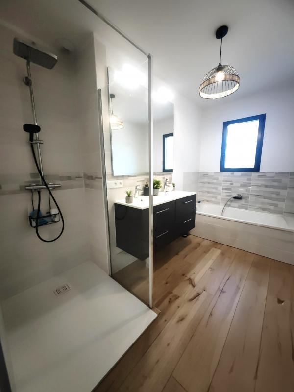 Pavillon - 130 m² - 7 pièces