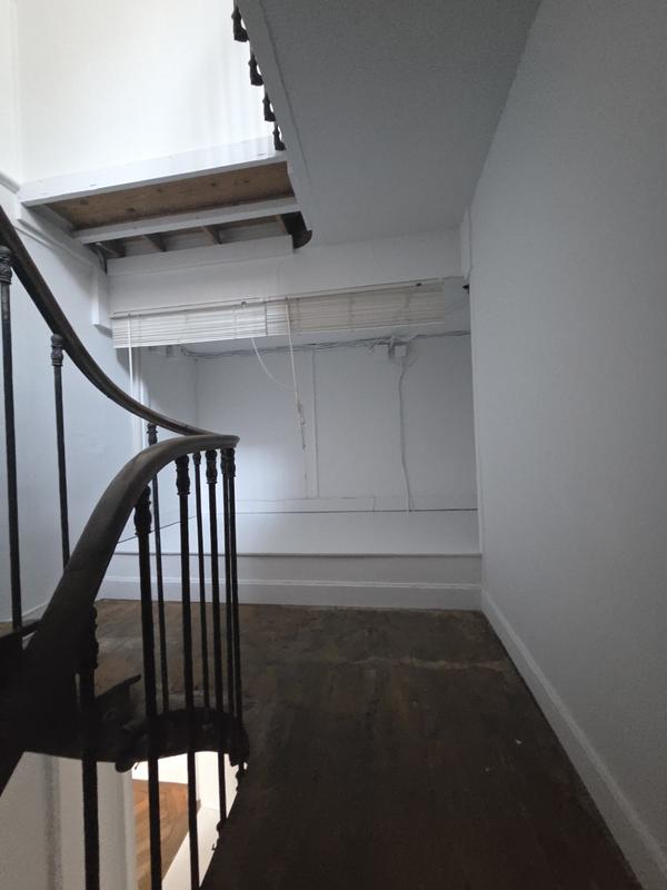 Bureau - 89 m² - 5 pièces