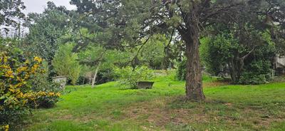 Terrain constructible - 672 m²