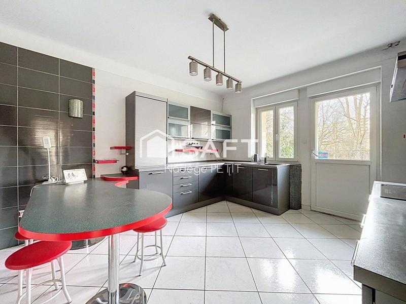 Maison - 135 m² - 7 pièces