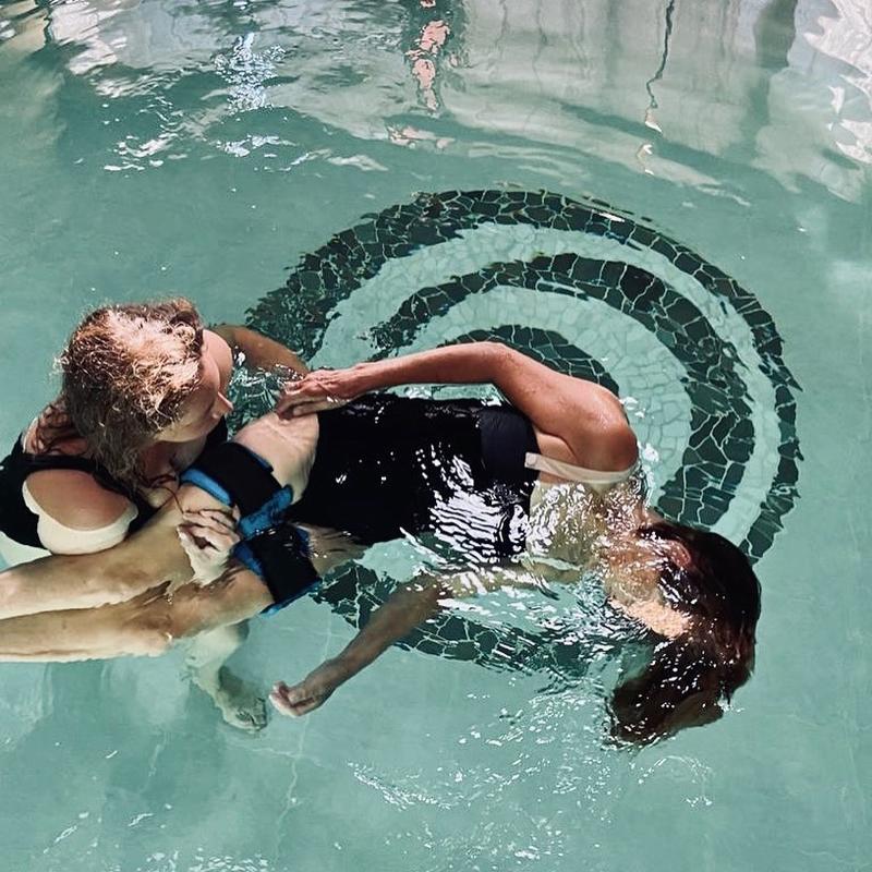 Aata massage - ayurveda &amp; watsu