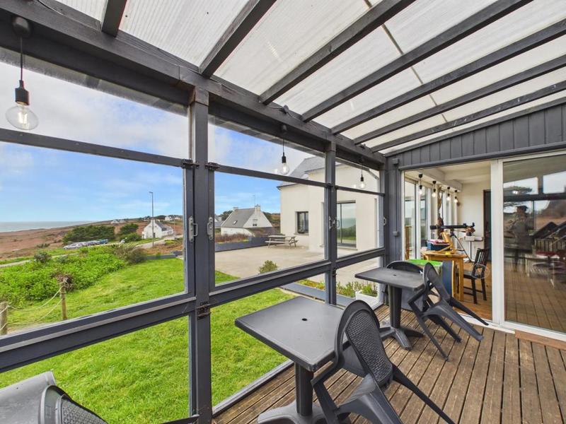 Maison - 357 m² - 11 pièces