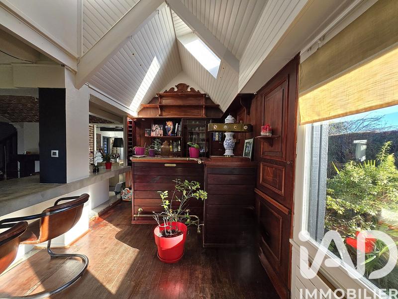 Maison - 208 m² - 8 pièces