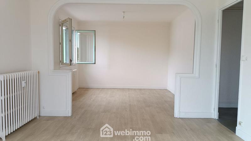 Appartement - 100 m² - 4 pièces