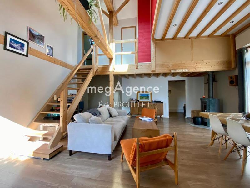 Maison - 135 m² - 6 pièces