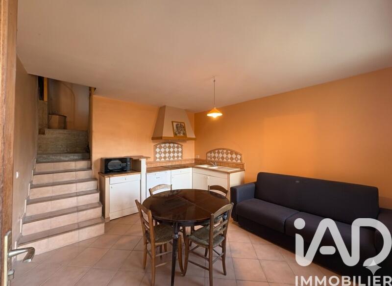 Appartement - 81 m² - 3 pièces