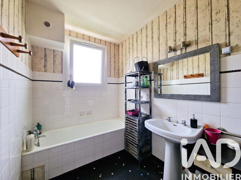 Maison - 87 m² - 4 pièces