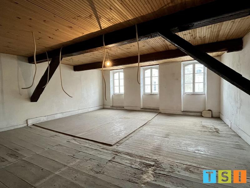 Immeuble - 287 m² - 12 pièces