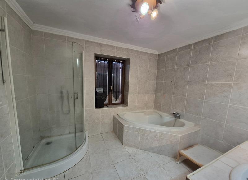 Maison - 151 m² - 6 pièces