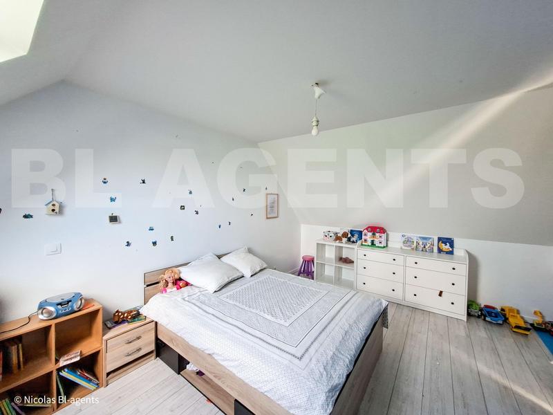 Pavillon - 110 m² - 6 pièces