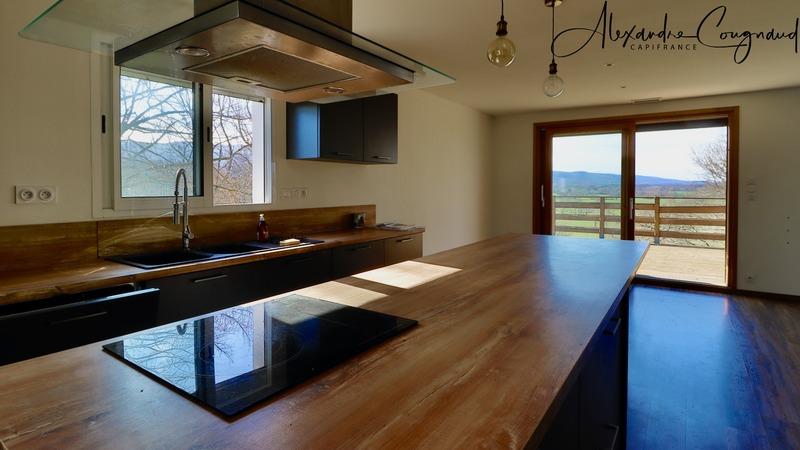 Maison - 153 m² - 5 pièces