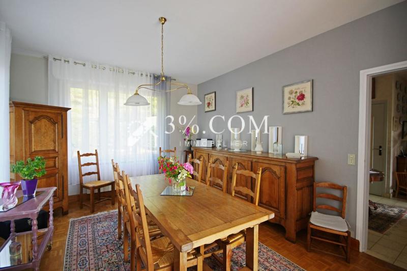 Pavillon - 173 m² - 7 pièces