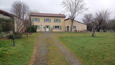 Maison - 100 m² - 4 pièces