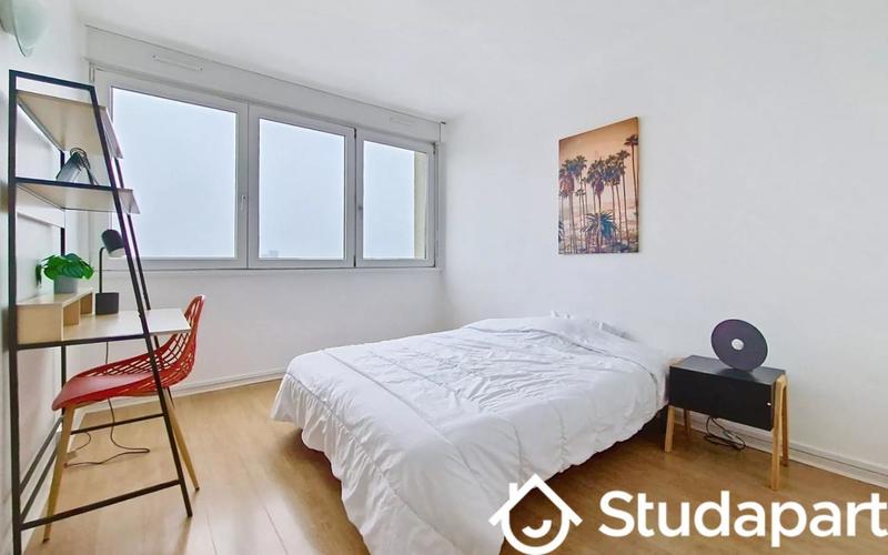 Chambre - 10 m² - 1 pièce