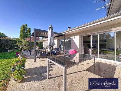 Maison - 152 m² - 6 pièces