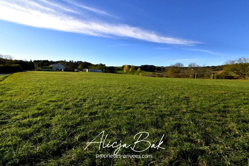 Terrain constructible - 838 m²