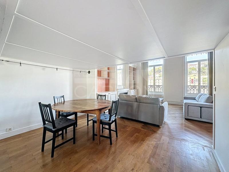 Appartement - 67 m² - 3 pièces