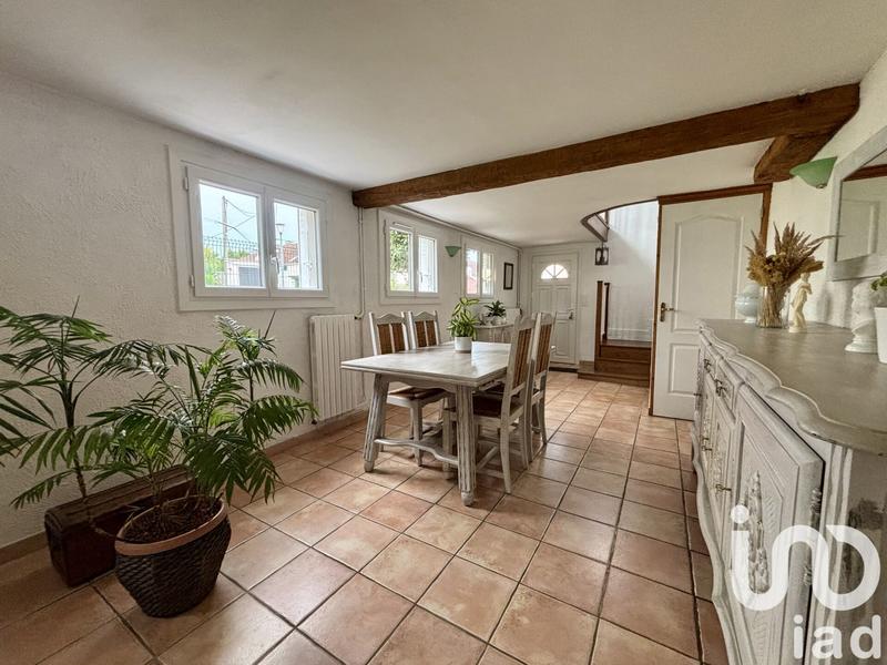 Maison - 111 m² - 5 pièces