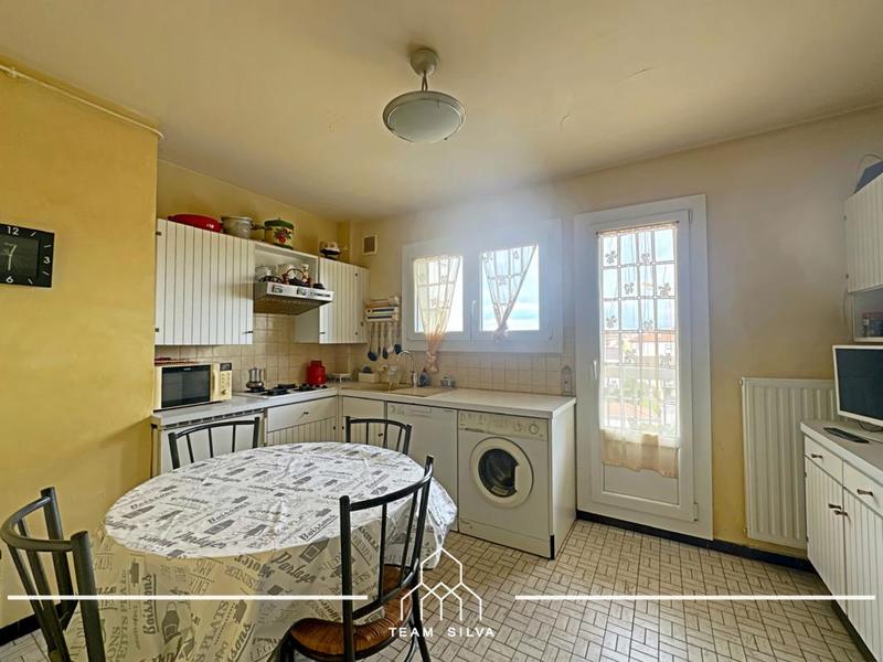 Appartement - 96 m² - 4 pièces