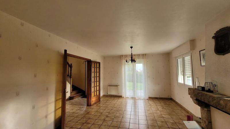 Maison - 90 m² - 5 pièces