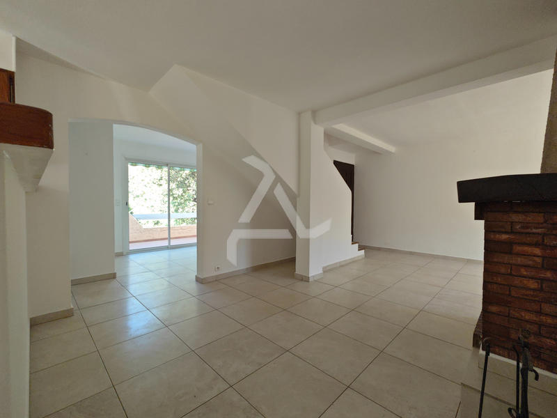 Maison - 106 m² - 5 pièces