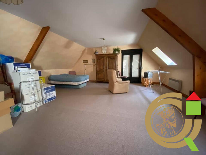 Maison - 140 m² - 7 pièces