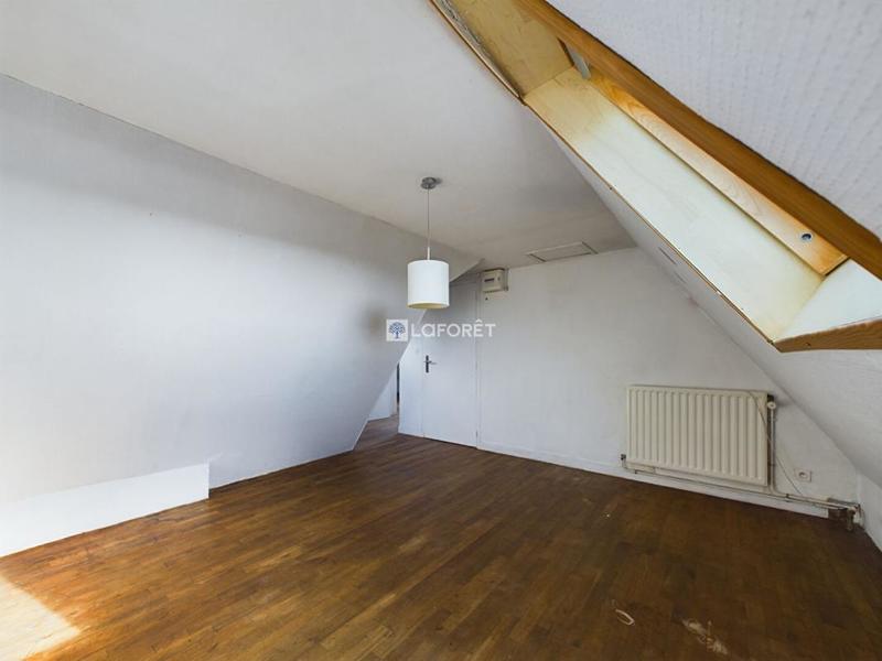 Maison - 128 m² - 7 pièces