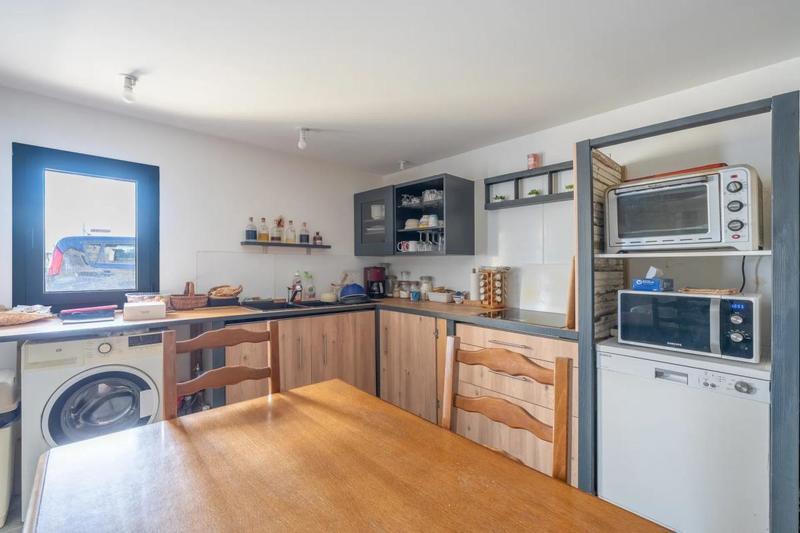 Maison en pierre - 450 m² - 7 pièces