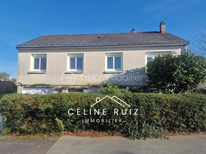 Maison - 93 m² - 5 pièces