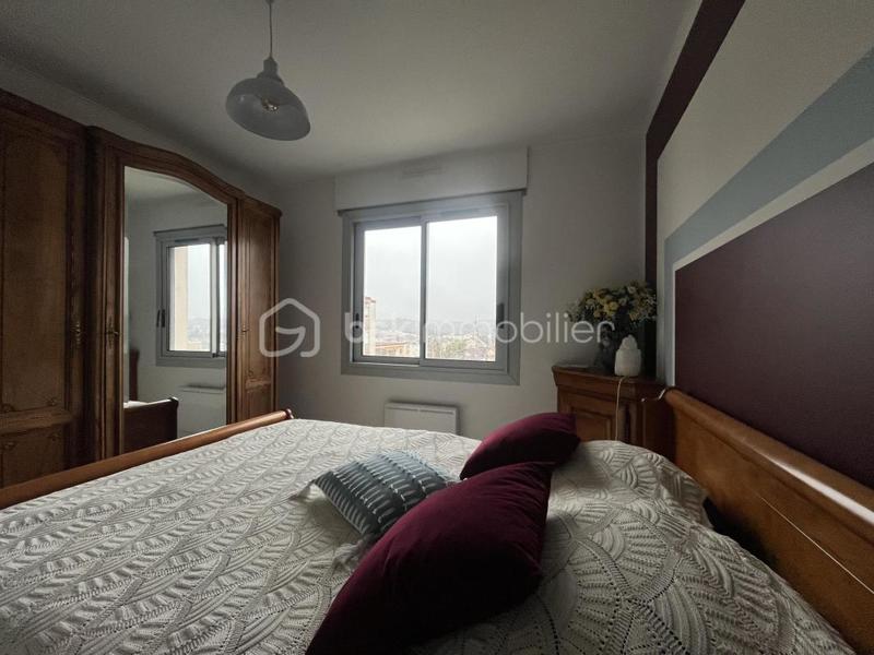 Appartement - 94 m² - 4 pièces