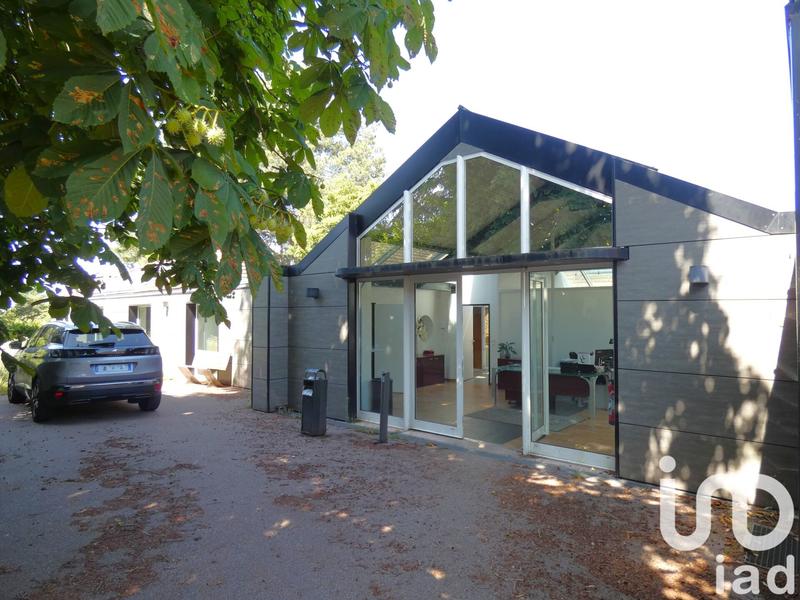 Maison - 383 m² - 7 pièces