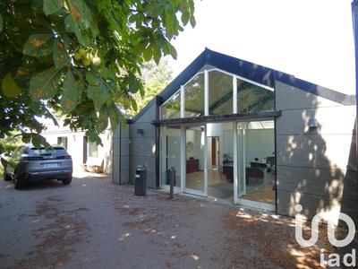 Maison - 383 m² - 7 pièces