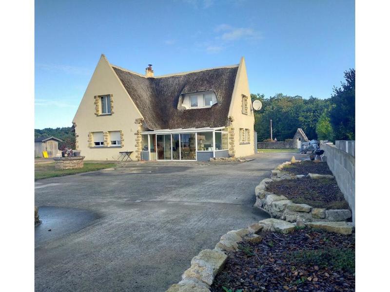 Chaumière - 178 m² - 7 pièces