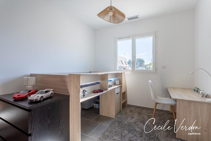 Maison - 80 m² - 4 pièces