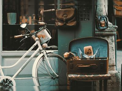 Marché d'antiquités-brocante de Coutainville - Mai
