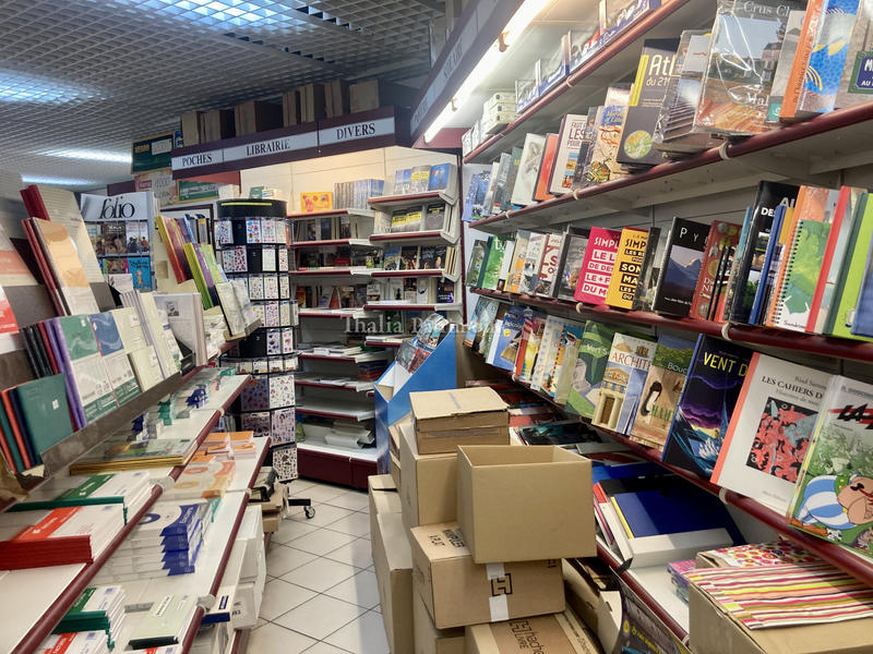 Fonds de commerce - Magasins - 120 m²